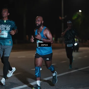 Runner Photo 5912603