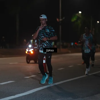 Runner Photo 5912610