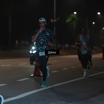 Runner Photo 5912611