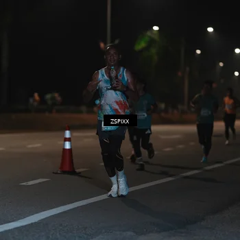 Runner Photo 5912624