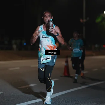 Runner Photo 5912653