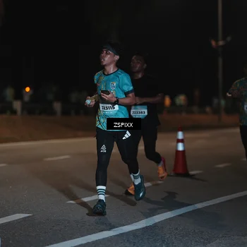 Runner Photo 5912664