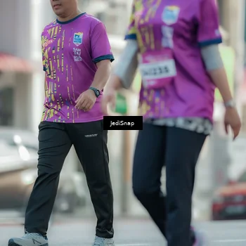 Runner Photo 5912672