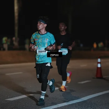 Runner Photo 5912676