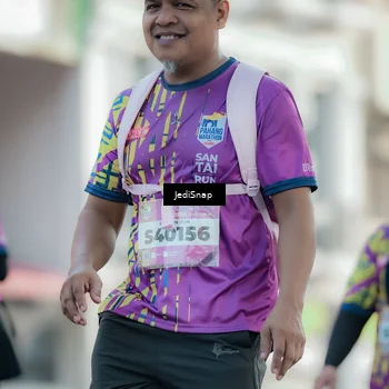 Runner Photo 5912691