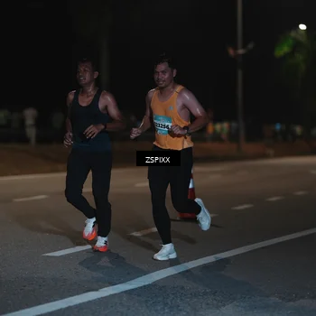 Runner Photo 5912705
