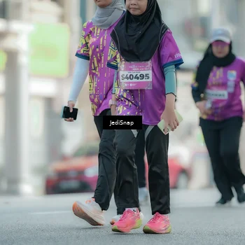 Runner Photo 5912725