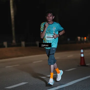 Runner Photo 5912752