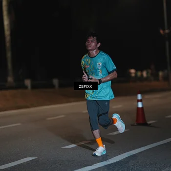 Runner Photo 5912755