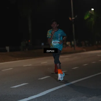 Runner Photo 5912757
