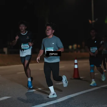 Runner Photo 5912783