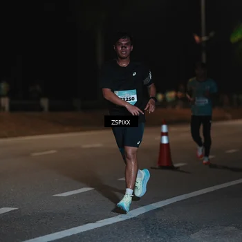 Runner Photo 5912799