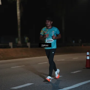 Runner Photo 5912830