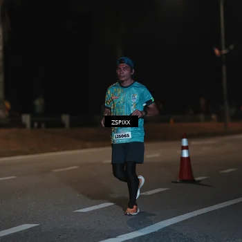Runner Photo 5912875