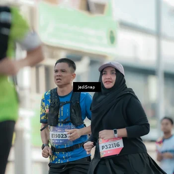 Runner Photo 5912880