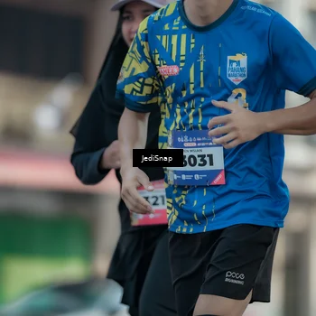 Runner Photo 5912891