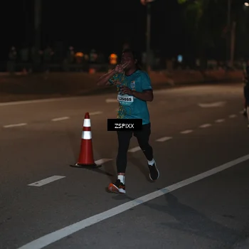 Runner Photo 5912929