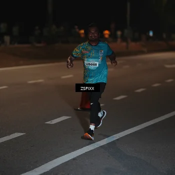 Runner Photo 5912937