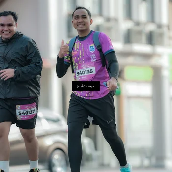 Runner Photo 5912951