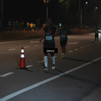 Runner Photo 5912954