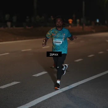 Runner Photo 5912956