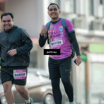 Runner Photo 5912965