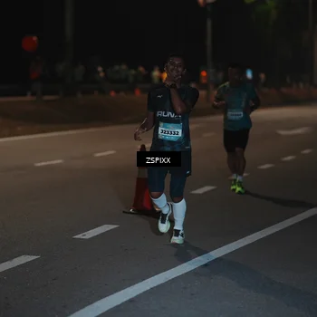 Runner Photo 5912974