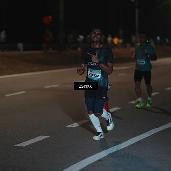 Runner Photo 5912982