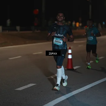 Runner Photo 5912984
