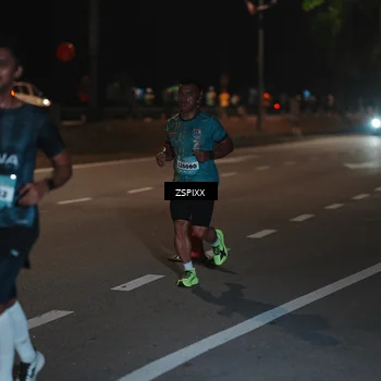 Runner Photo 5912991