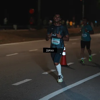 Runner Photo 5912995