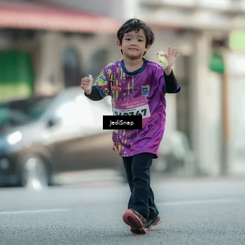 Runner Photo 5913012