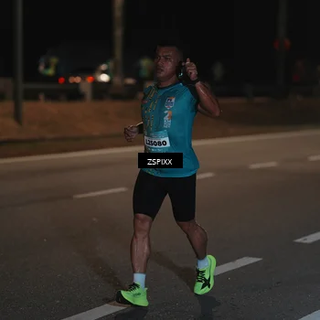 Runner Photo 5913024