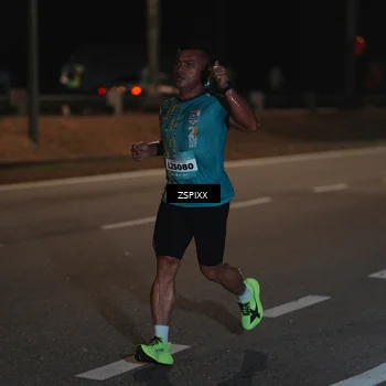 Runner Photo 5913027