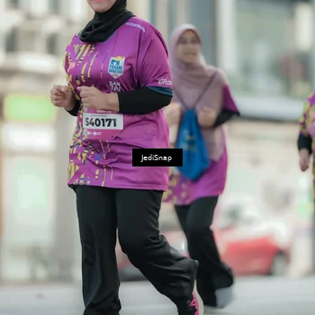 Runner Photo 5913045