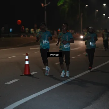 Runner Photo 5913054