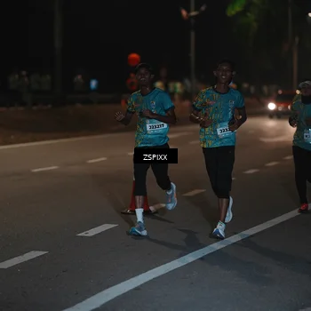 Runner Photo 5913056