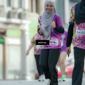 Runner Photo 5913067