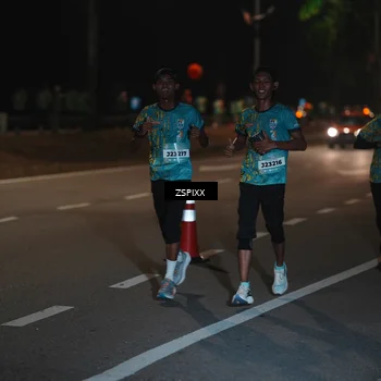 Runner Photo 5913069