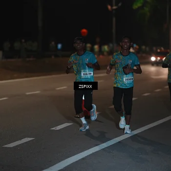 Runner Photo 5913076