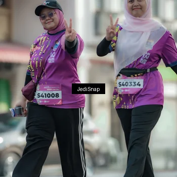 Runner Photo 5913113