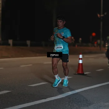 Runner Photo 5913119