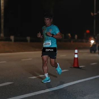 Runner Photo 5913122