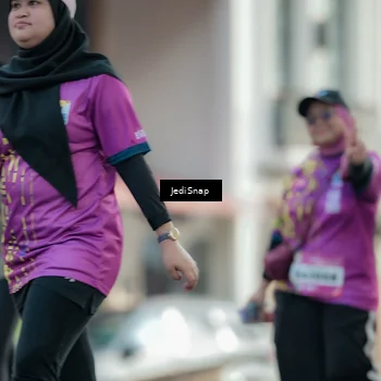 Runner Photo 5913123