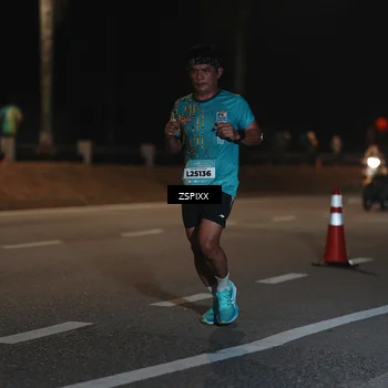 Runner Photo 5913136