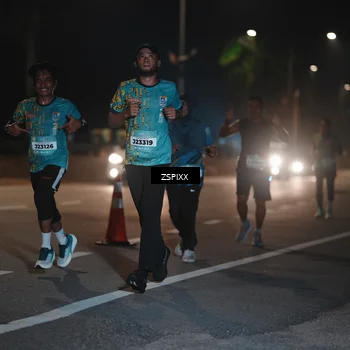 Runner Photo 5913165