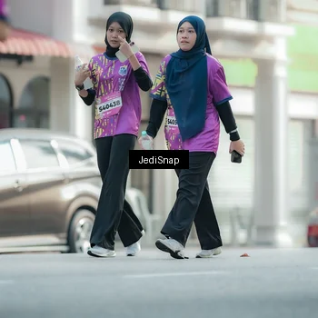 Runner Photo 5913182