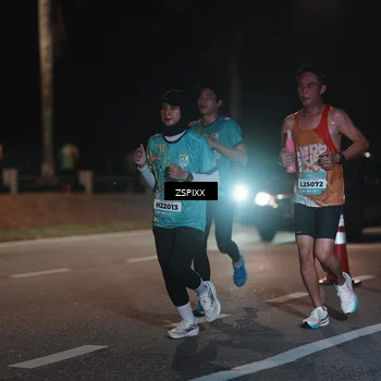 Runner Photo 5913350