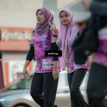 Runner Photo 5913353