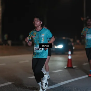 Runner Photo 5913390